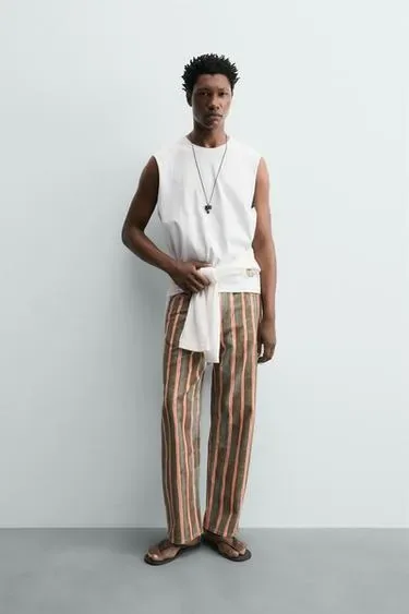Zara Майка с вышивкой «бананы»