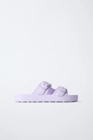 Zara Резиновые сандалии с пряжками