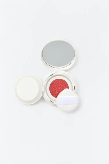 Zara Жидкие румяна PINK RUSH в оттенке прозрачный розовый