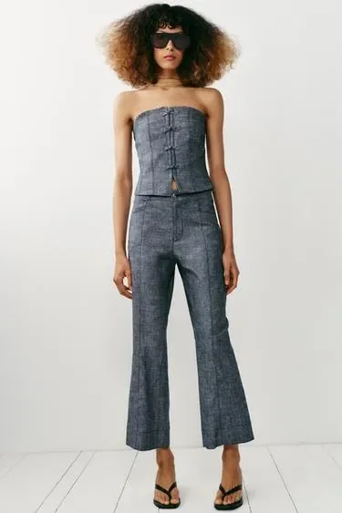 Zara Укороченные брюки  клёш из смесового льна купить с доставкой.