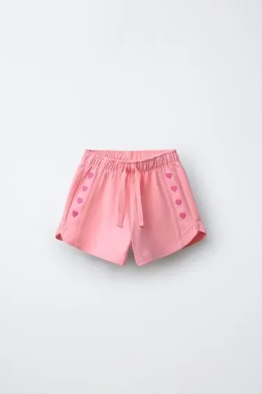 Zara Шорты из трикотажа с вышитыми сердцами