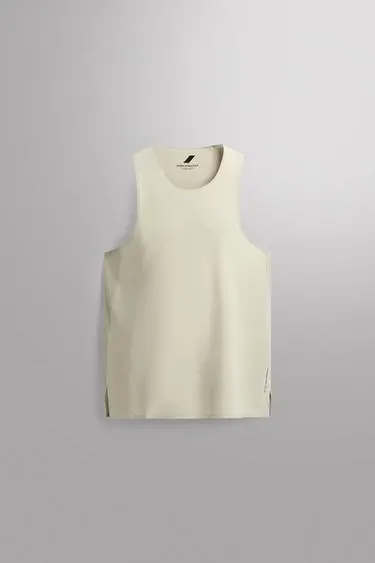 Zara Легкий спортивный топ