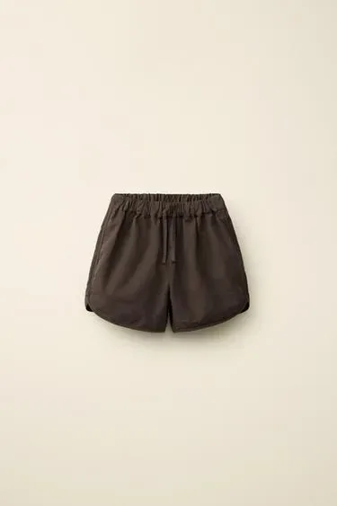 Однотонные бермуды с эластичным поясом CARAMEL LONDON X ZARA