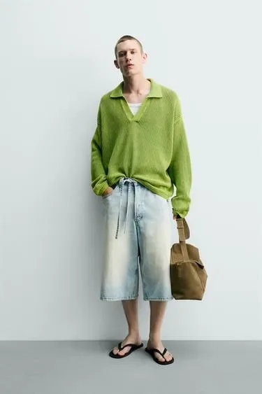 Zara Поло из рельефного трикотажа с эффектом потертости
