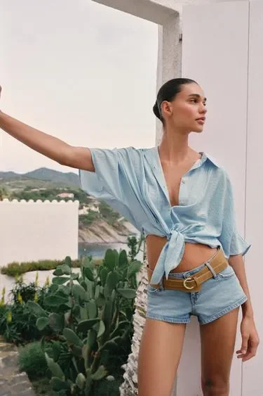 Zara Рубашка в полоску с узлом