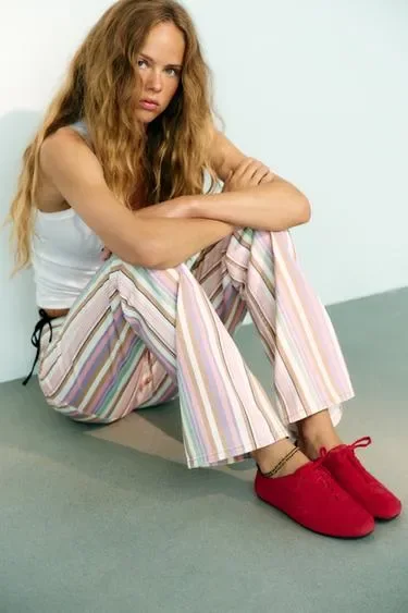 Zara Кожаные кроссовки-дерби купить с доставкой.