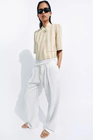 Zara Укороченный блейзер с короткими рукавами — коллекция ZARA «ZW»