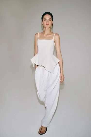 Топ с баской — коллекция ZARA «ZW» купить с доставкой.