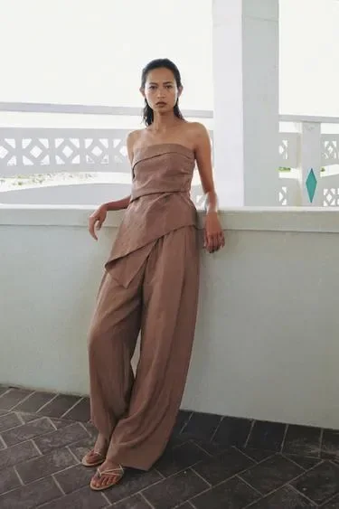 Zara Топ асимметричного кроя из смесового льна — коллекция ZARA «ZW»