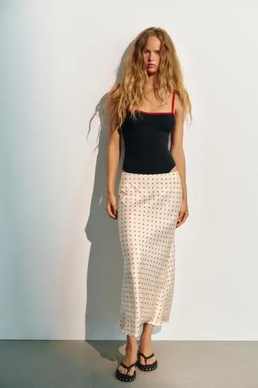 Zara Атласная юбка миди в горошек