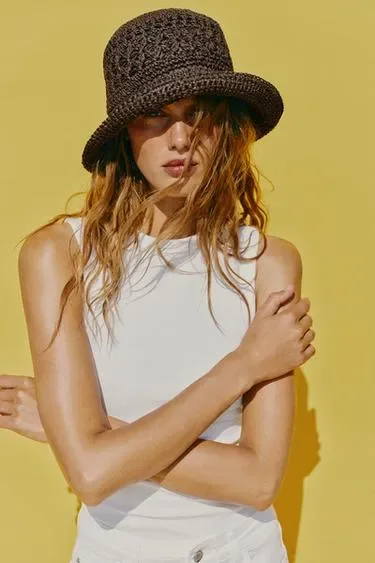 Zara Плетеная панама