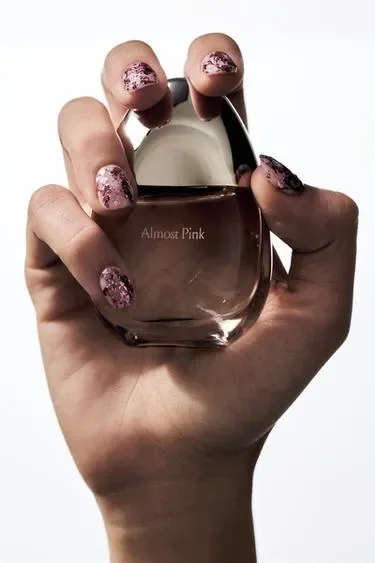 Zara Парфюмерная вода ALMOST PINK, 30 мл купить с доставкой.