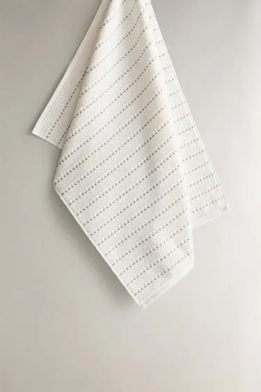 Zara Хлопковое вафельное полотенце для посуды купить с доставкой.