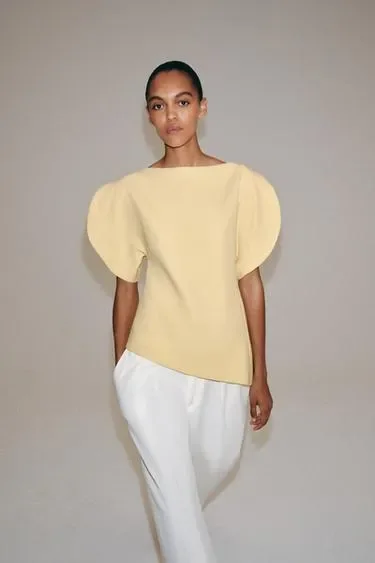Zara Топ с объемными рукавами — коллекция ZARA «ZW» купить с доставкой.