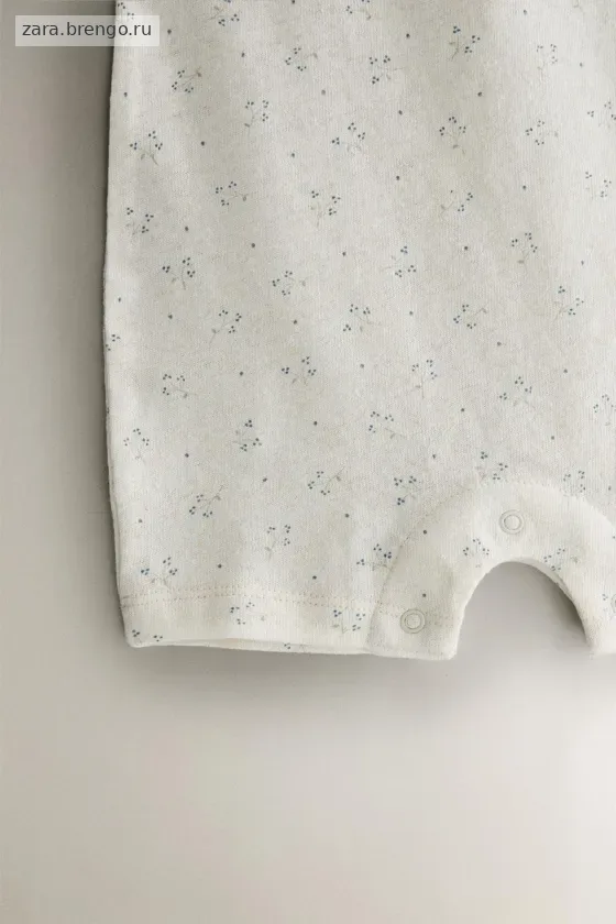 Детский комбинезон с цветочным принтом