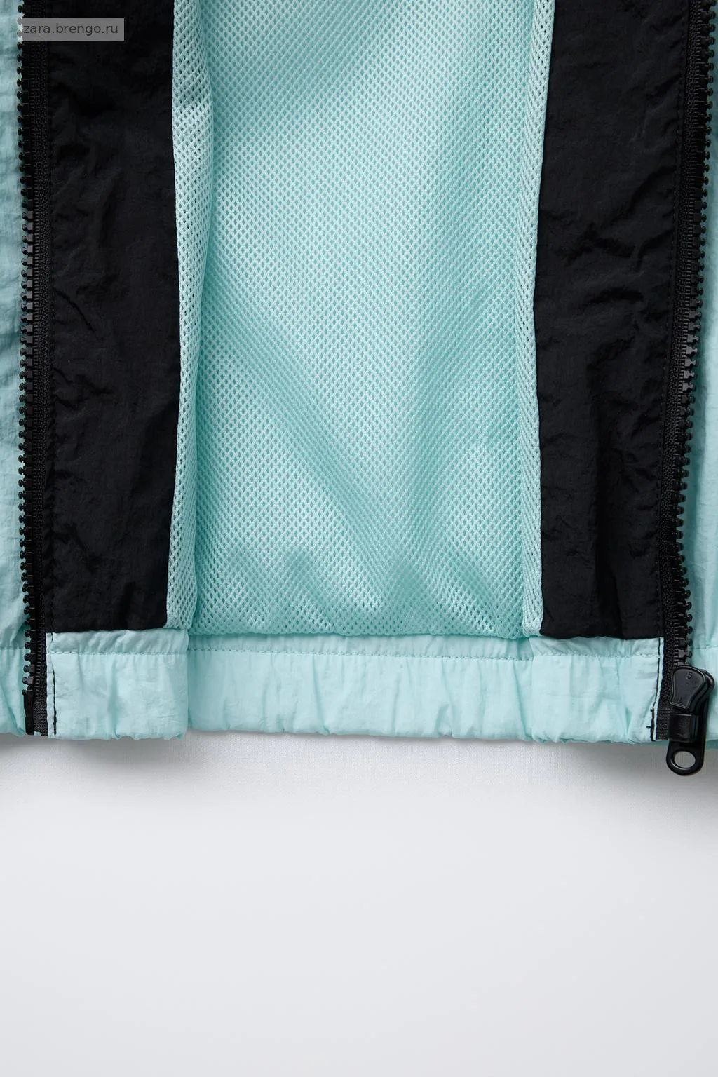 ЛЕГКИЙ ДОЖДЕВИК В СТИЛЕ КОЛОР-БЛОК ZARA X BODY GLOVE ®