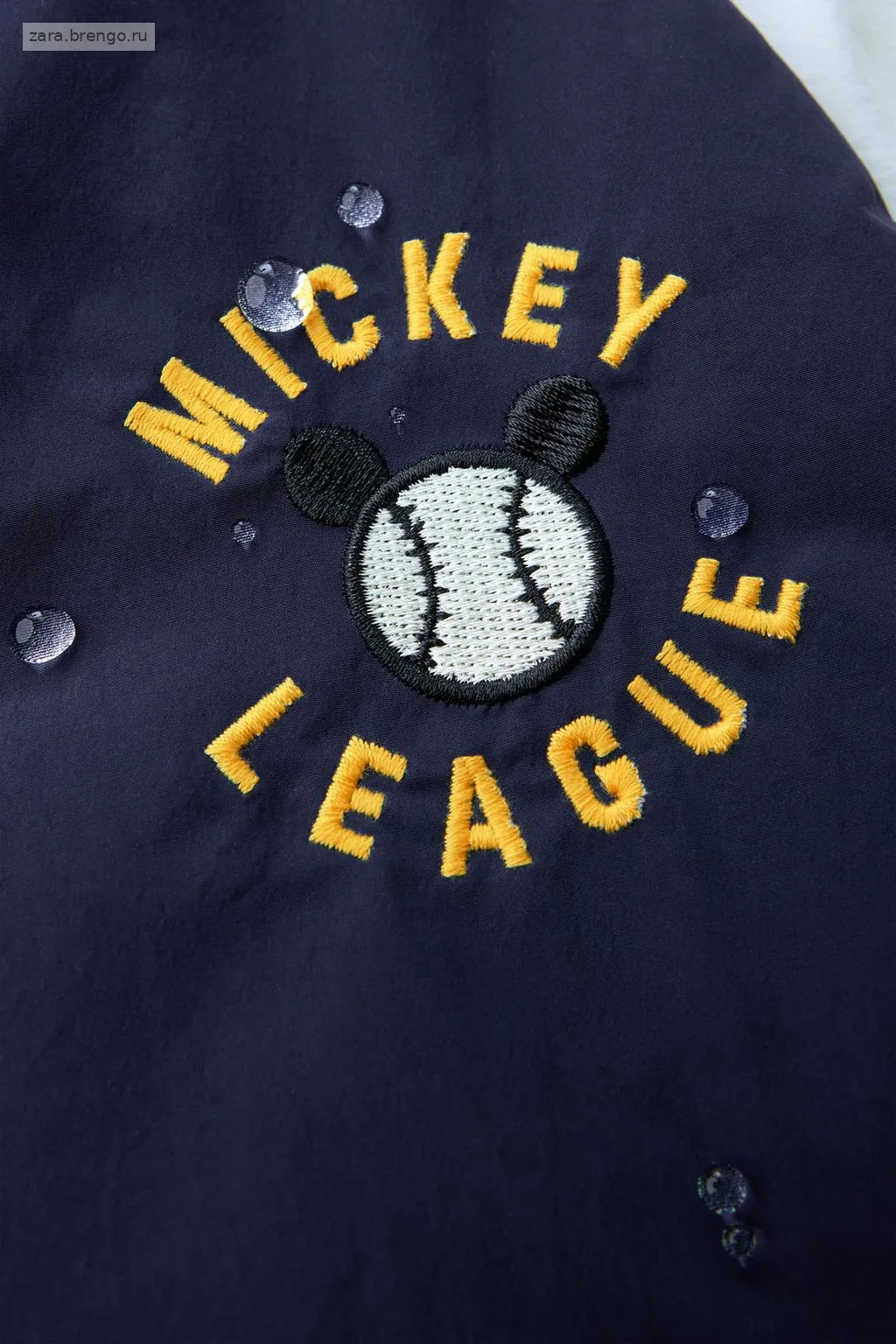 НЕПРОМОКАЕМЫЙ БОМБЕР VARSITY «Микки Маус» © Disney