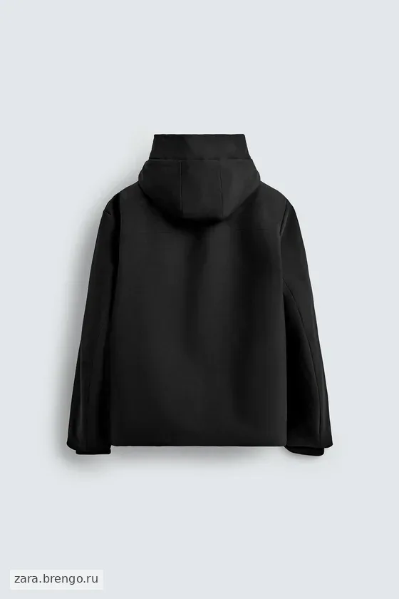 КУРТКА ИЗ ТЕХНОЛОГИЧНОЙ ТКАНИ С КАПЮШОНОМ