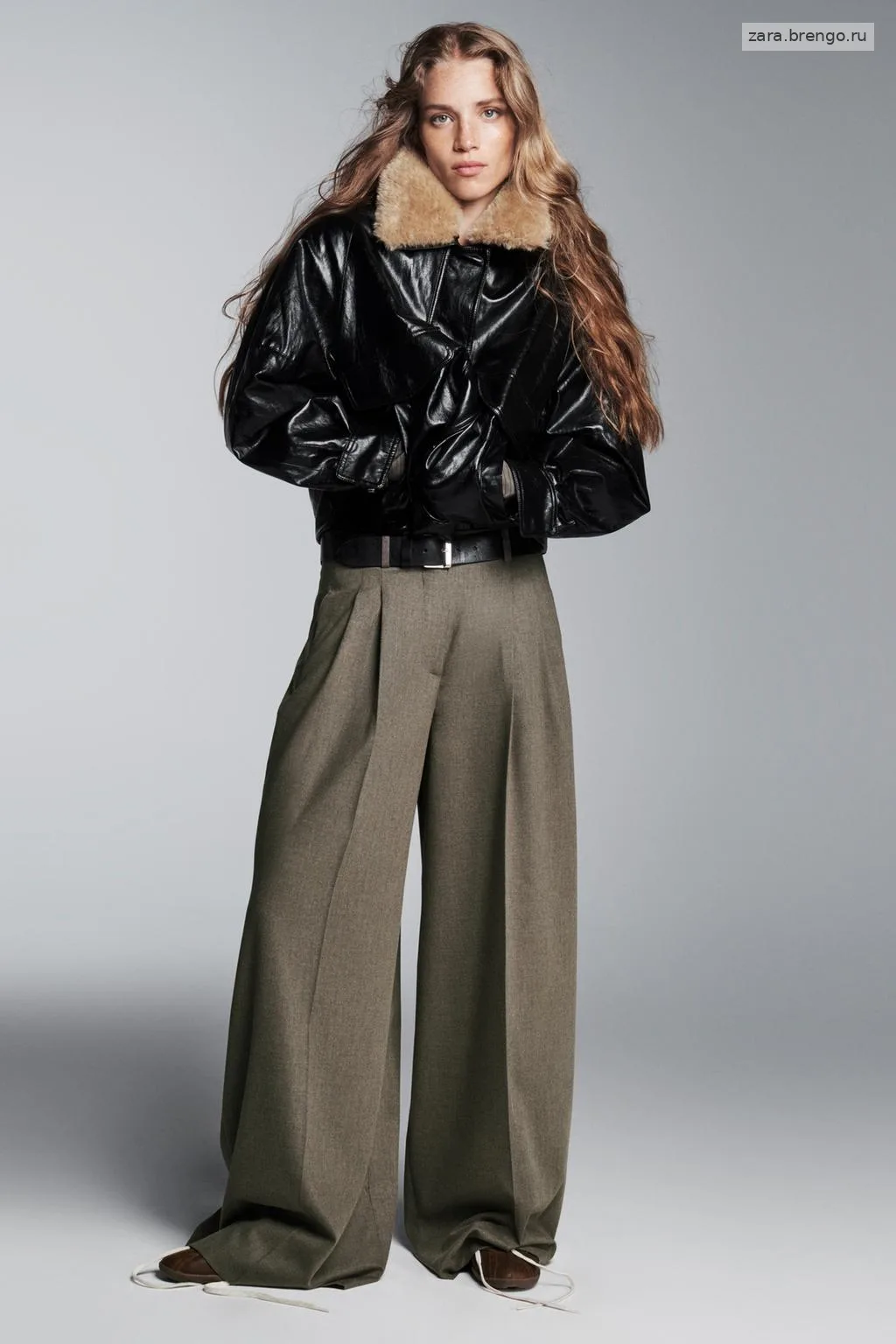 КУРТКА С ВОРОТНИКОМ ИЗ ИСКУССТВЕННОГО МЕХА — коллекция Zara «ZW»