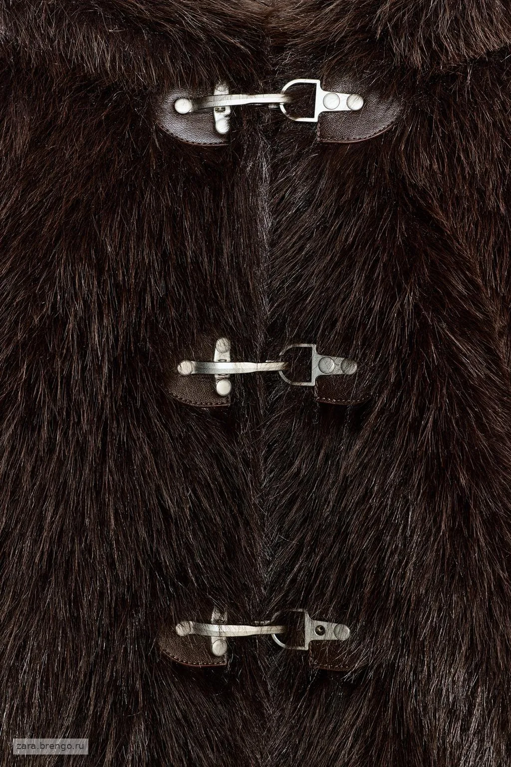 КОРОТКОЕ ПАЛЬТО ИЗ ИСКУССТВЕННОГО МЕХА — коллекция Zara «ZW»