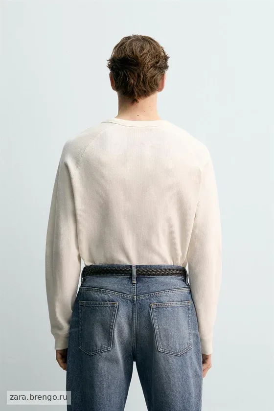 ФУТБОЛКА ИЗ РЕЛЬЕФНОЙ ТКАНИ Zara «Aaron Levine»