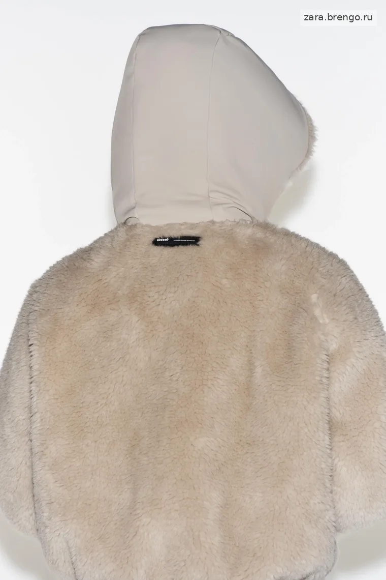 Короткий пуховик с мехом на капюшоне Zara «Athleticz»
