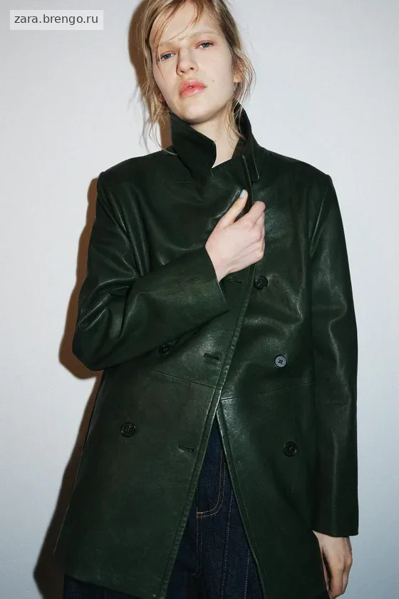 Укороченный кожаный блейзер с двубортной застежкой Zara «ZW» 