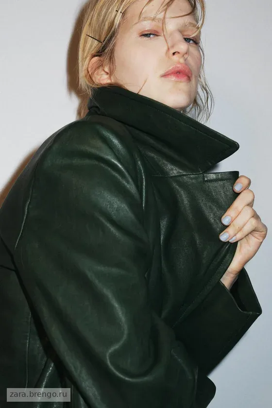 Укороченный кожаный блейзер с двубортной застежкой Zara «ZW» 