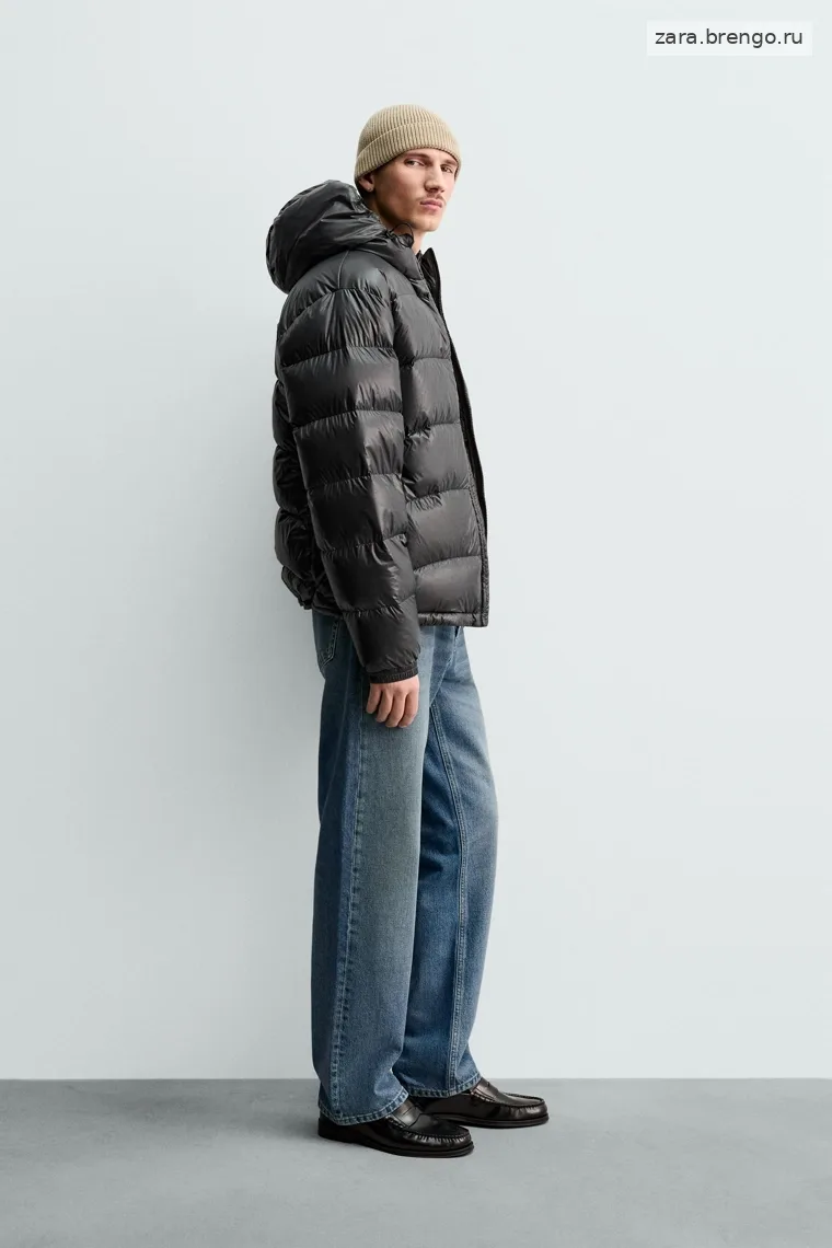 Пуховик Zara  отталкивающий воду с наполнителем из 80% пуха и 20% пера