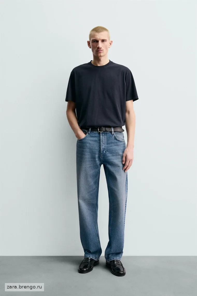 Джинсы Zara  прямого покроя буткат