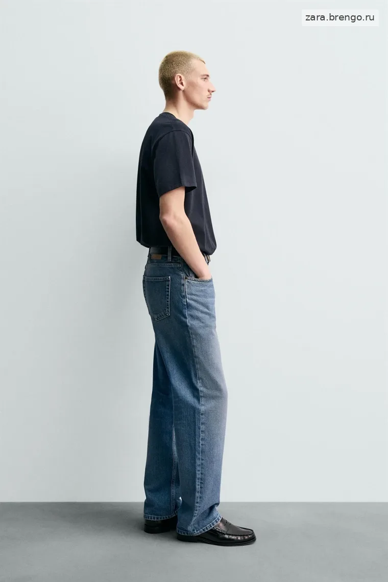 Джинсы Zara  прямого покроя буткат