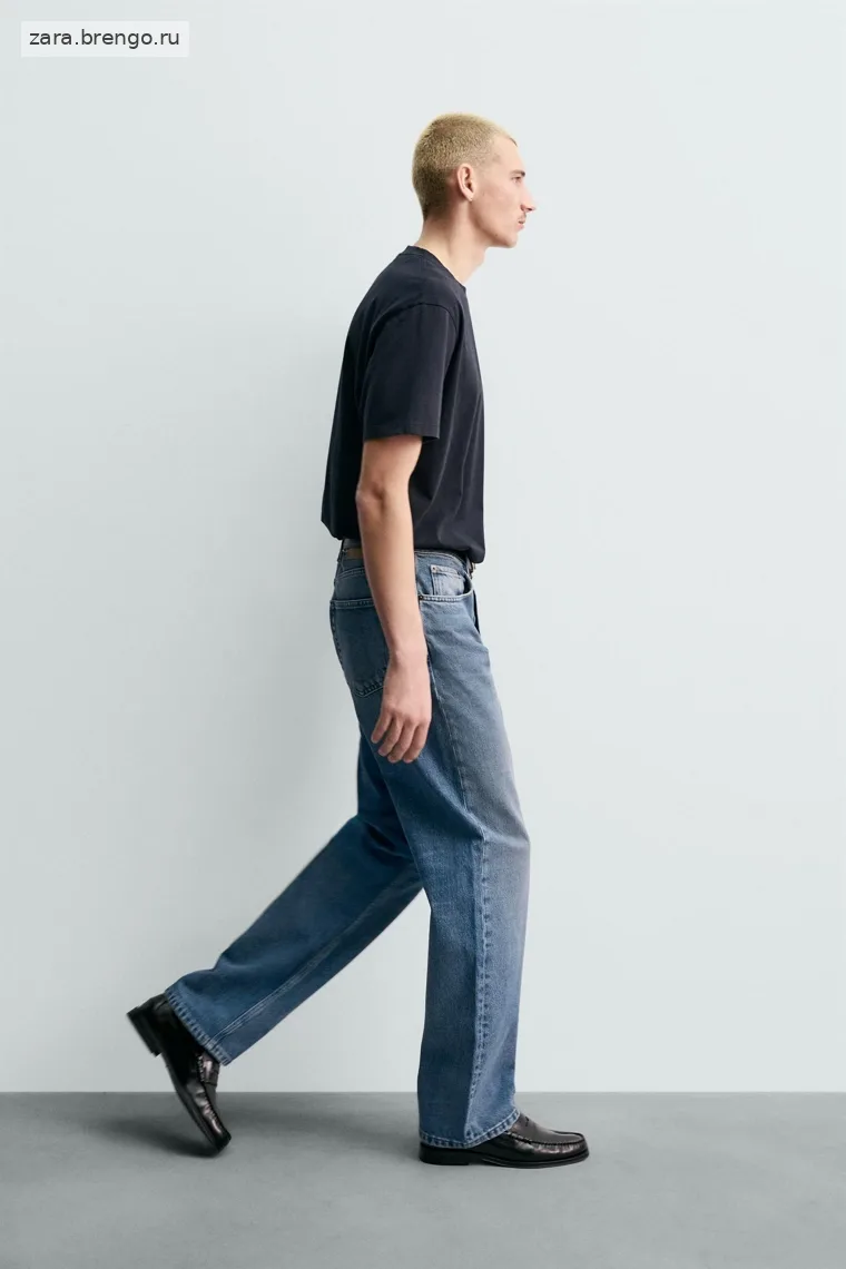 Джинсы Zara  прямого покроя буткат