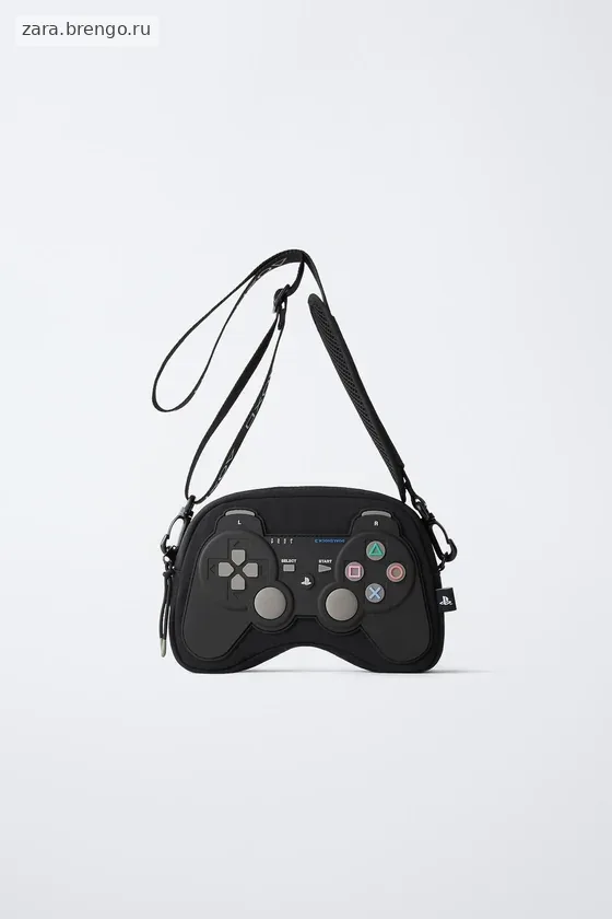 СУМКА С ПЛЕЧЕВЫМ РЕМНЕМ PLAYSTATION ™