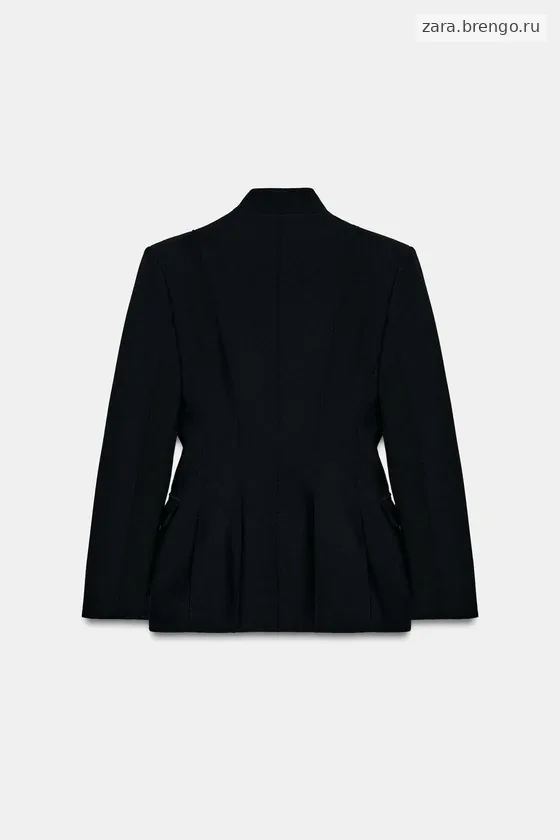 БЛЕЙЗЕР ПРИТАЛЕННОГО КРОЯ — коллекция Zara «ZW»