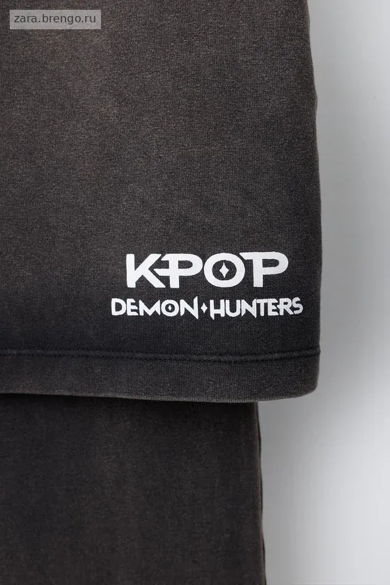 БРЮКИ клёш С НАСЛОЕННОЙ ЮБКОЙ «Kpop Demon Hunters» © Netflix