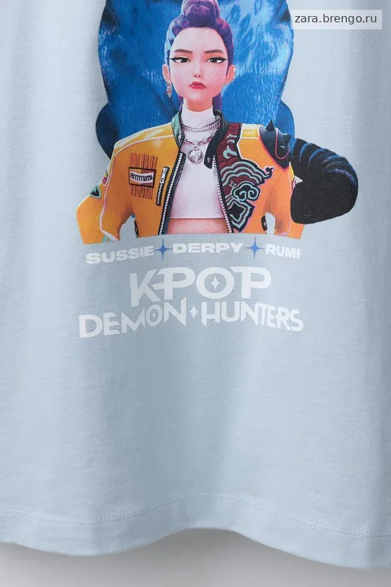 ФУТБОЛКА С ПРИНТОМ «Kpop Demon Hunters» © Netflix