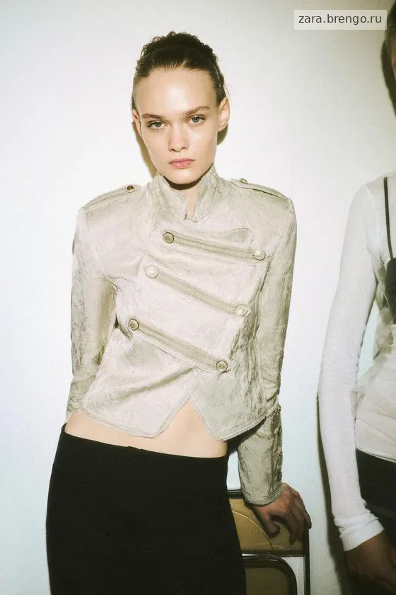 КОРОТКАЯ ЖАККАРДОВАЯ КУРТКА коллекция Zara «ZW» 