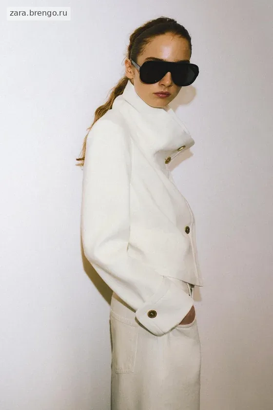 УКОРОЧЕННАЯ КОМБИНИРОВАННАЯ КУРТКА — коллекция Zara «ZW» 
