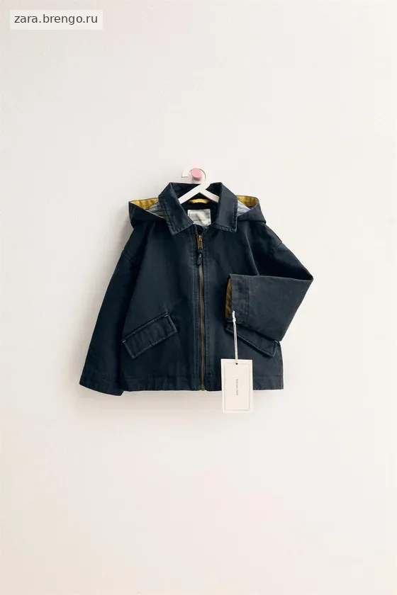 Zara «Timeless» — КУРТКА С ВОЩЕНЫМ ПОКРЫТИЕМ И СЪЕМНЫМ КАПЮШОНОМ