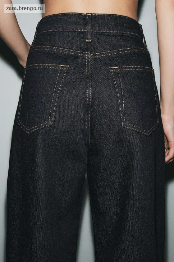 ЗАУЖЕННЫЕ ДЖИНСЫ СО СРЕДНЕЙ ПОСАДКОЙ — коллекция Zara «ZW»