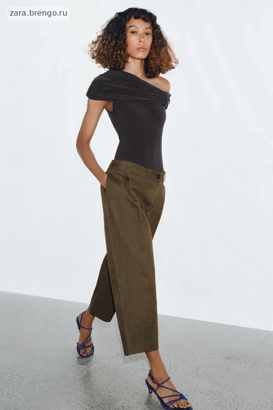 УКОРОЧЕННЫЕ БРЮКИ С ЗАЩИПАМИ — коллекция Zara «ZW»