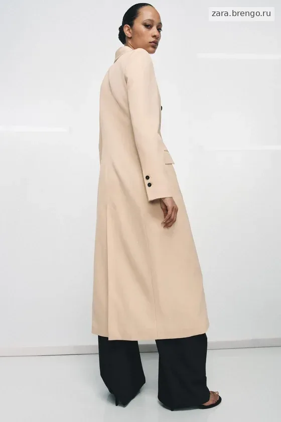 ДВУБОРТНОЕ СТРУЯЩЕЕСЯ ПАЛЬТО — коллекция Zara «ZW»