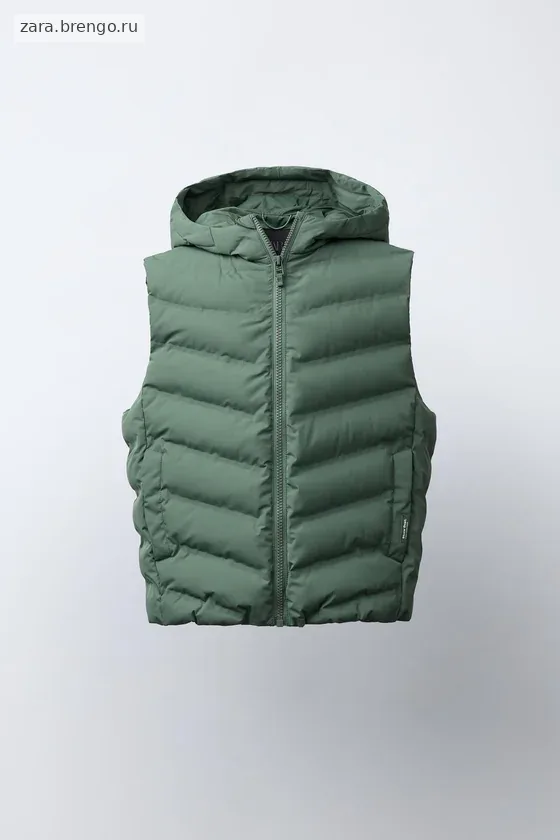 УЛЬТРАЛЕГКИЙ ЖИЛЕТ С КАПЮШОНОМ 