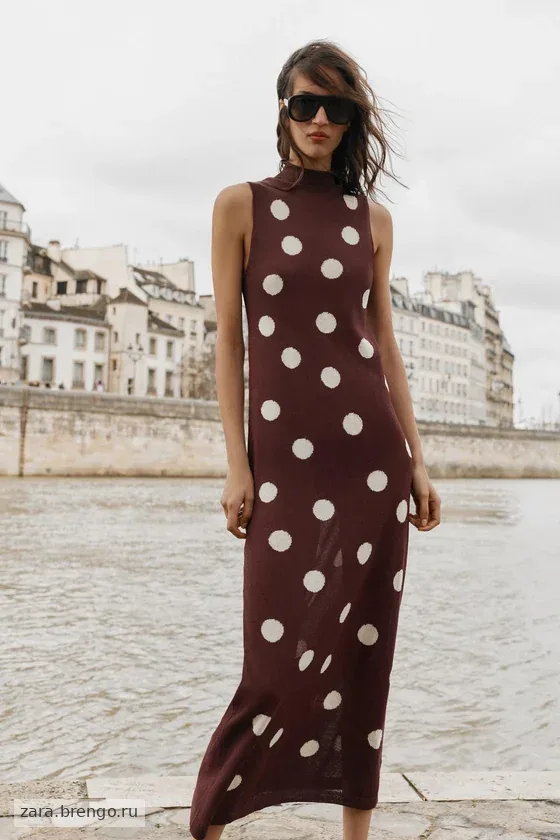 ТРИКОТАЖНОЕ ПЛАТЬЕ В ГОРОШЕК