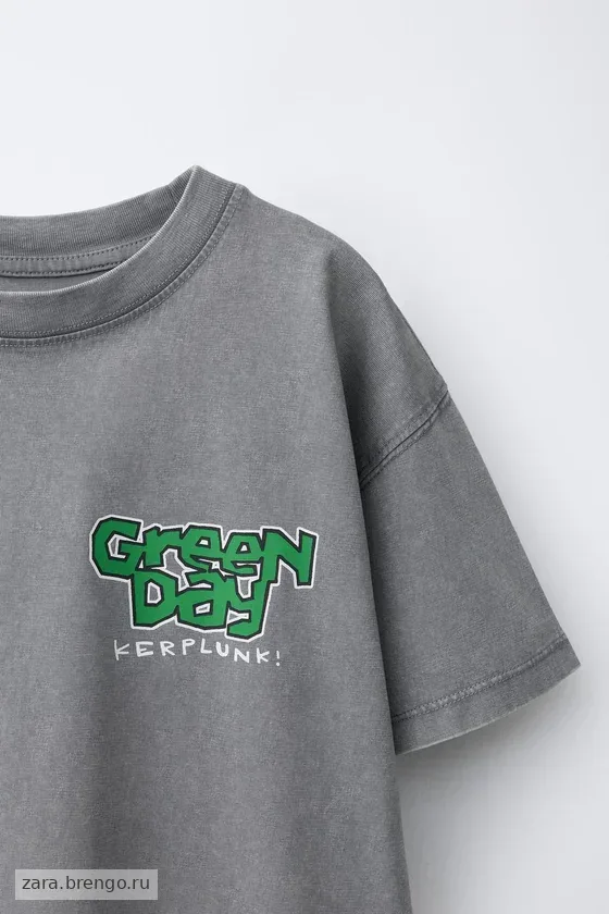 ФУТБОЛКА С ЭФФЕКТОМ ПОТЕРТОСТИ GREENDAY ®