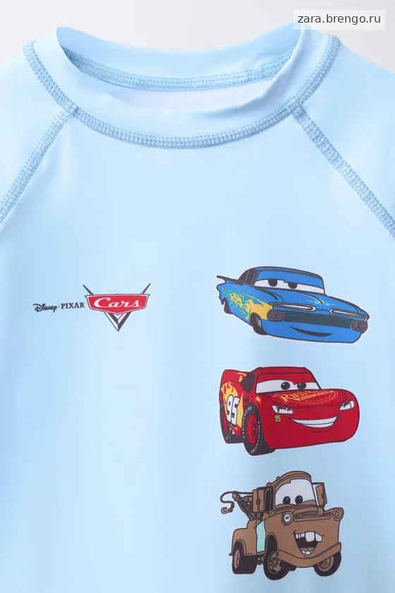 ФУТБОЛКА ДЛЯ ПЛАВАНИЯ CARS RAYO MCQUEEN © DISNEY (1-6 ЛЕТ)