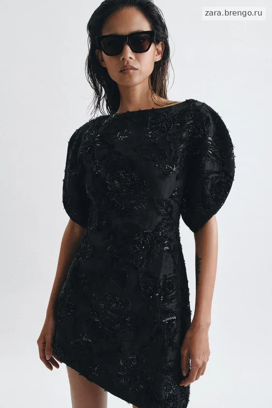 КОРОТКОЕ ПЛАТЬЕ С ВЫШИВКОЙ И БУСИНАМИ — коллекция Zara «ZW»