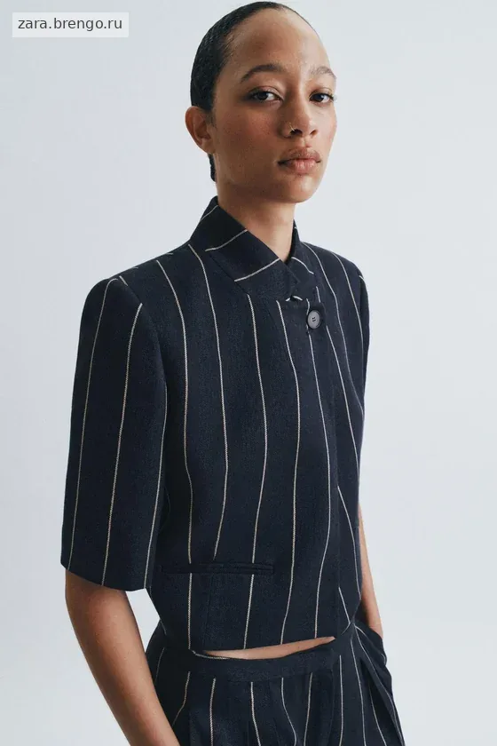 УКОРОЧЕННАЯ КУРТКА В ПОЛОСКУ ИЗ ЛЬНА — коллекция Zara «ZW»