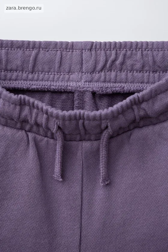 БЕРМУДЫ С ЭФФЕКТОМ GARMENT DYE И НАШИВКОЙ