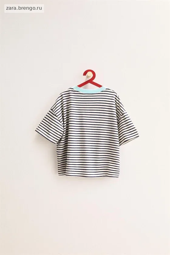Zara «Timeless» - ФУТБОЛКА В ПОЛОСКУ С КОНТРАСТНЫМ ВОРОТНИКОМ
